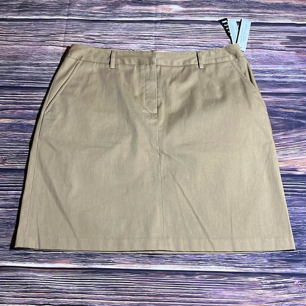 NWT Larry Levine Skirt